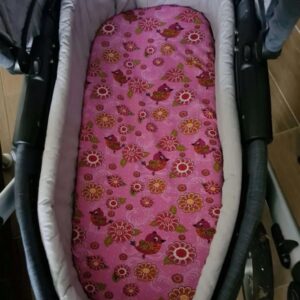 Kinderwagen matrashoes - vogeltjesmotief - roze - tricot stof